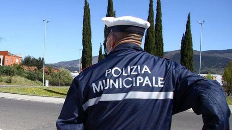 Castagneto, non possono pagare le multe perché il conto bancario è sbagliato