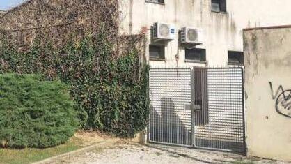 L'ex deposito che sarà gestito dalla contrada