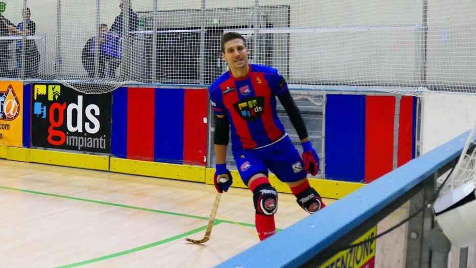 Federico Ambrosio esulta dopo un gol (Foto Roberto Paglianti)
