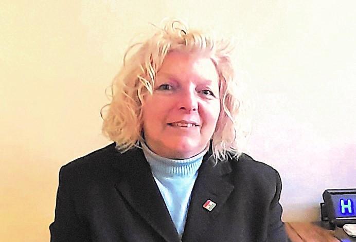 Carmen, in pensione dopo oltre 40 anni trascorsi in Comune