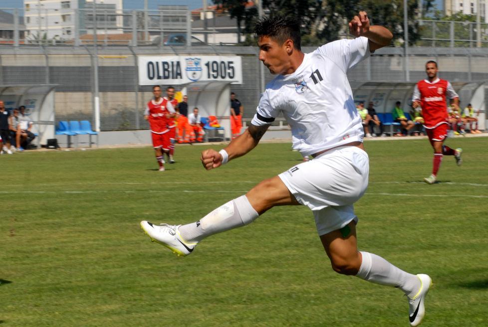 Dieci minuti di follia: l’Olbia perde la testa e la partita con il Sora 