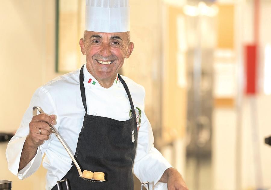 Il cuoco sardo dei presidenti si racconta: «Ho cucinato per i big del mondo»