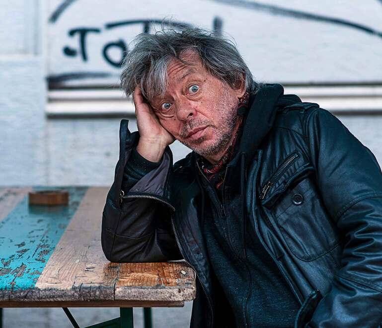 Paolo Rossi torna in scena a Ferrara: «Sul palco immaginiamo il futuro»