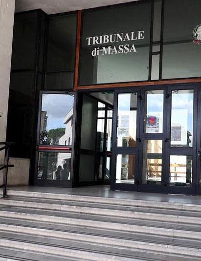 Società straniere e consulenze stellari: clienti investono ma perdono i risparmi, finta consulente denunciata per 300mila euro