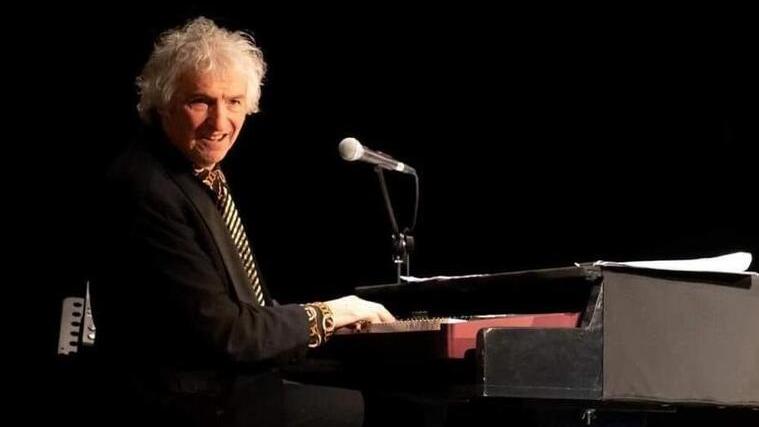 «Io, la fantastica Laura Pausini e i trent’anni di La Solitudine»