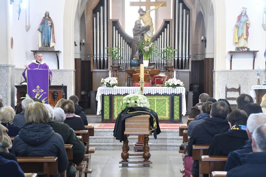 L’ultimo commosso saluto a Sassari all’avvocato Franco Luigi Satta