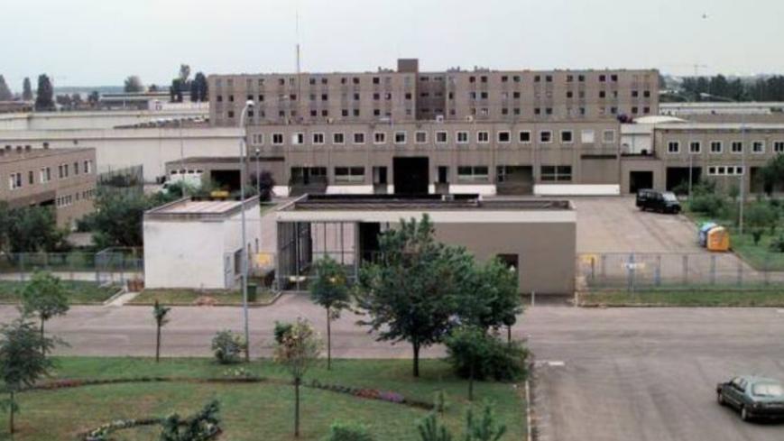 Modena. Detenuto a S. Anna picchia un ispettore