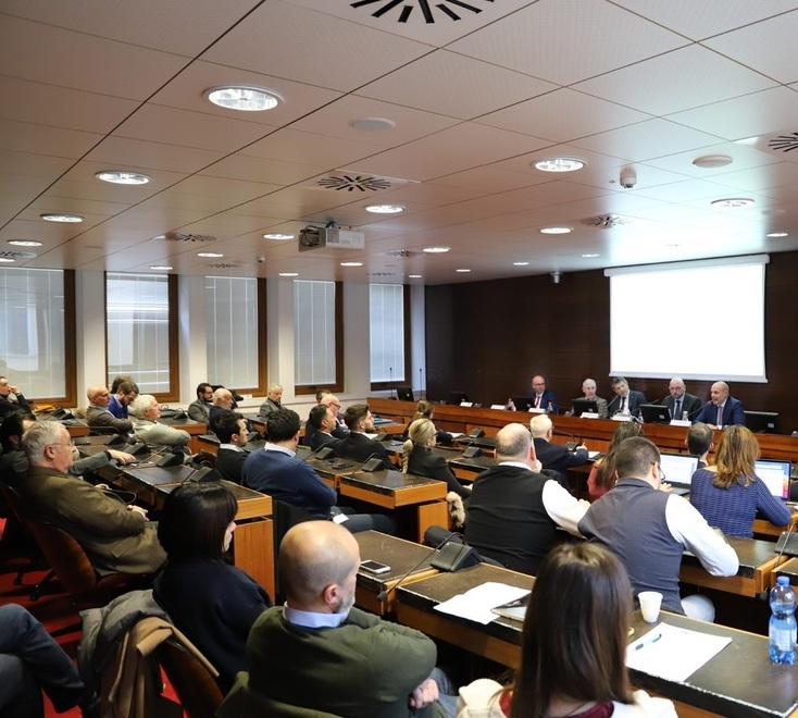 Allarme Confindustria Emilia per la carenza di chip: «Ospedali a rischio»