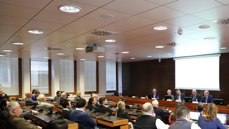 Allarme Confindustria Emilia per la carenza di chip: «Ospedali a rischio»