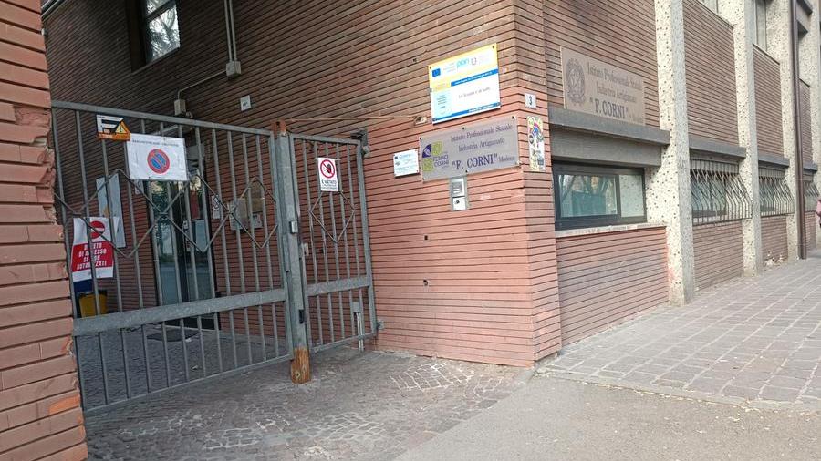 Modena. Corni, “Il caso coltello” all’Ipsia finisce alla Camera dei Deputati