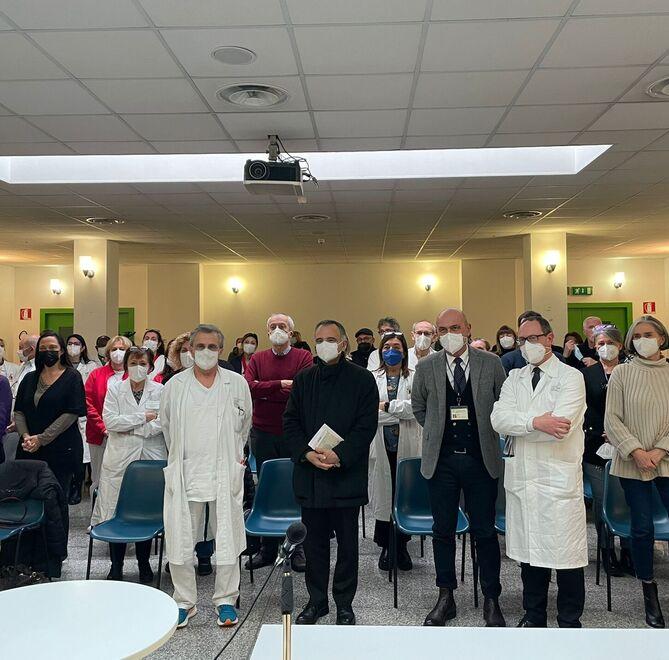 Modena. Giornata del malato, la visita del vescovo: «Prendersi cura, vocazione umana» 