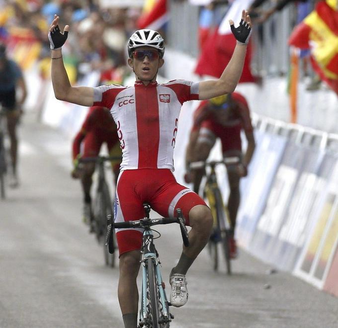 Kwiatkowski iridato, prima volta della Polonia. Italiani a picco