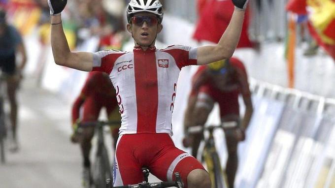 Kwiatkowski iridato, prima volta della Polonia. Italiani a picco