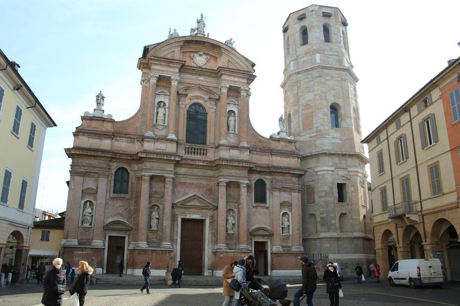 PIAZZA SAN PROSPERO PRIMA DEI LAVORI