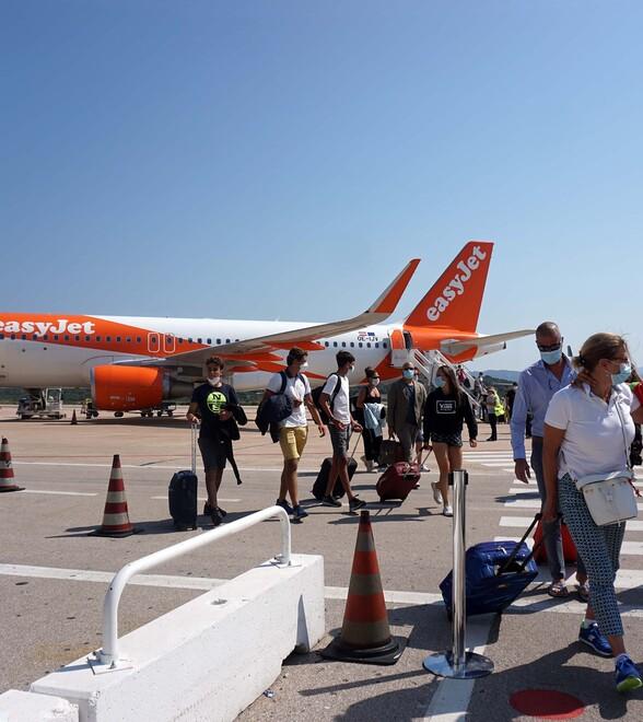 Arrivano gli americani: l’isola scopre i nuovi turisti Usa 