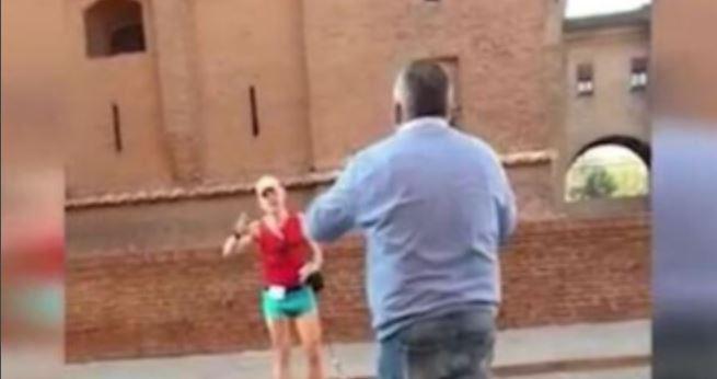 Ferrara, runner inseguito in diretta Fb: chiesti 50mila euro di risarcimento al vicesindaco