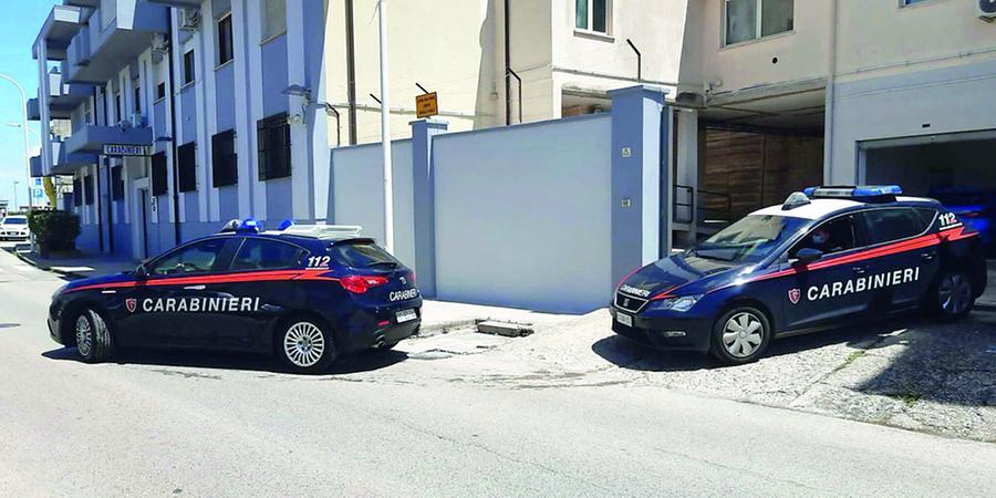 Siligo, coltiva 2mila piante di marijuana e crea un allaccio abusivo per innaffiarle