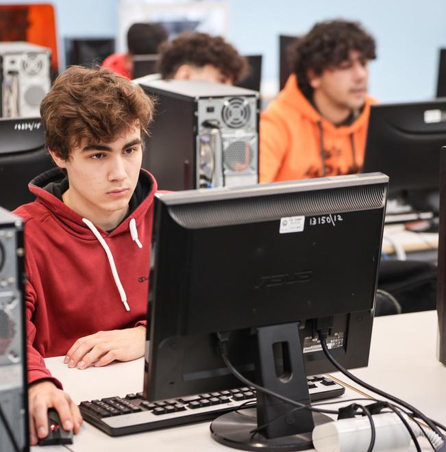 Fuoriclasse, i giovani e il dopo maturità: Chi è già uscito tra scelte e opportunità 