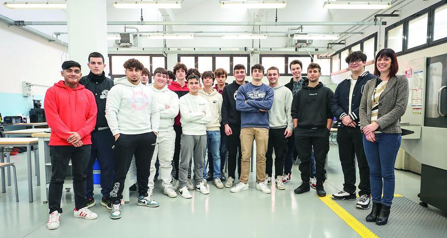 Meccatronica – Orgoglio e passione nella terra della metalmeccanica I progetti del Club dell'Alternanza di Confindustria Emilia