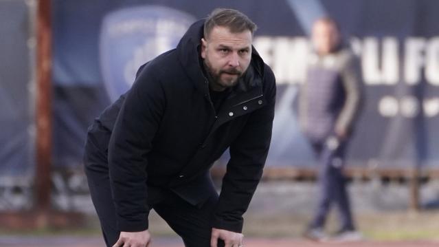 Paolo Zanetti durante la partita tra Empoli e Spezia