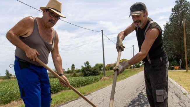 Brazzolo, residenti esasperati: «Ci tocca andare sotto Tresignana»