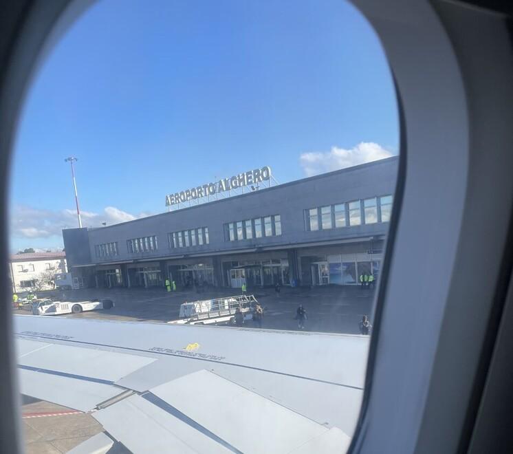Alghero, oggi le offerte per i voli della Ct1: AeroItalia sfiderà Ita 