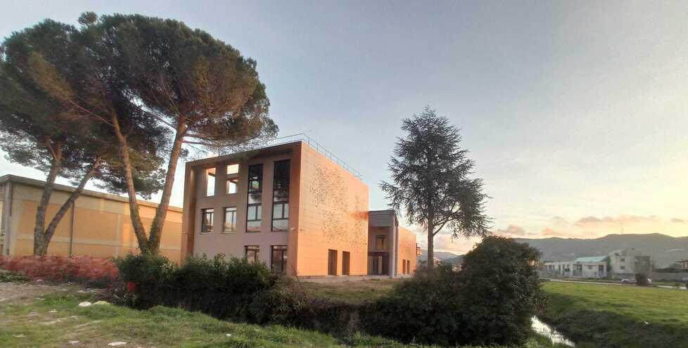 Lucca, cantiere infinito a Sant’Anna: funziona soltanto l’allarme