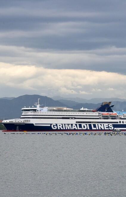 Olbia, muore sulla nave per infarto