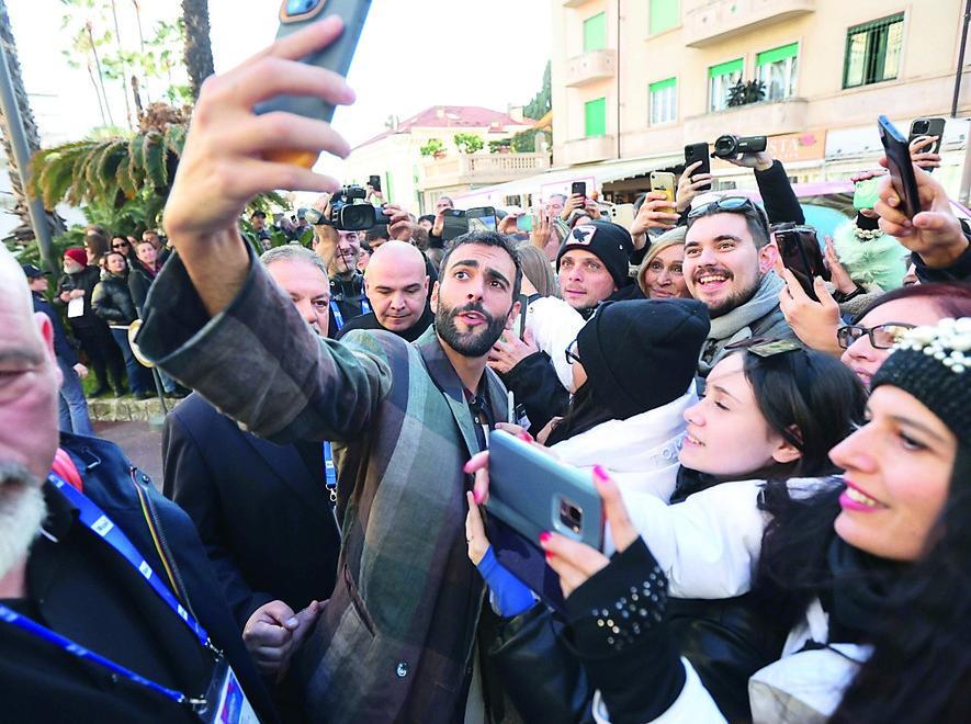 Mengoni una vittoria annunciata: «E ora a Liverpool per l’Eurovision» 