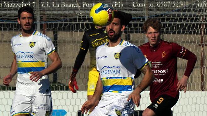 Carrarese, un lampo di Capello regala il terzo sorriso consecutivo