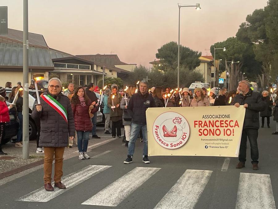 
	La fiaccolata in memoria di Francesca Citi

