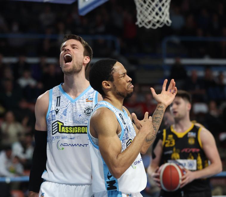 Ferrara, panchina nulla e senatori a fondo: momento nero per la Tassi Group