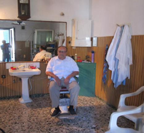 Addio allo storico barbiere Querci: nel 1944 con l’arrivo del fronte ha fatto barba e capelli agli Alleati