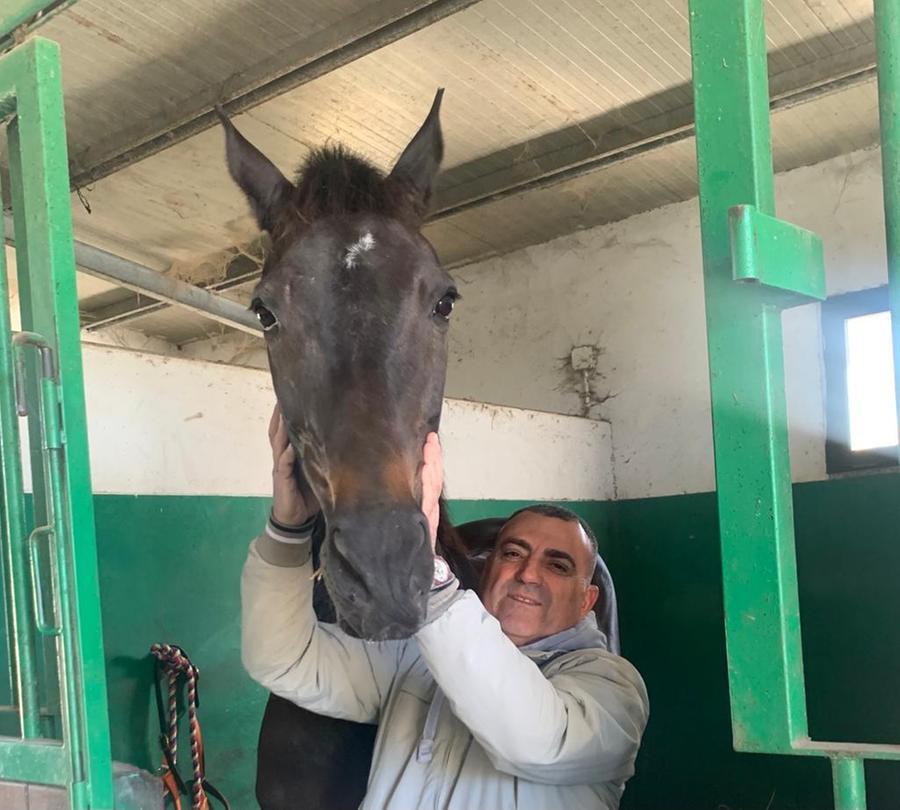 
	Enrico Fiori col suo cavallo

