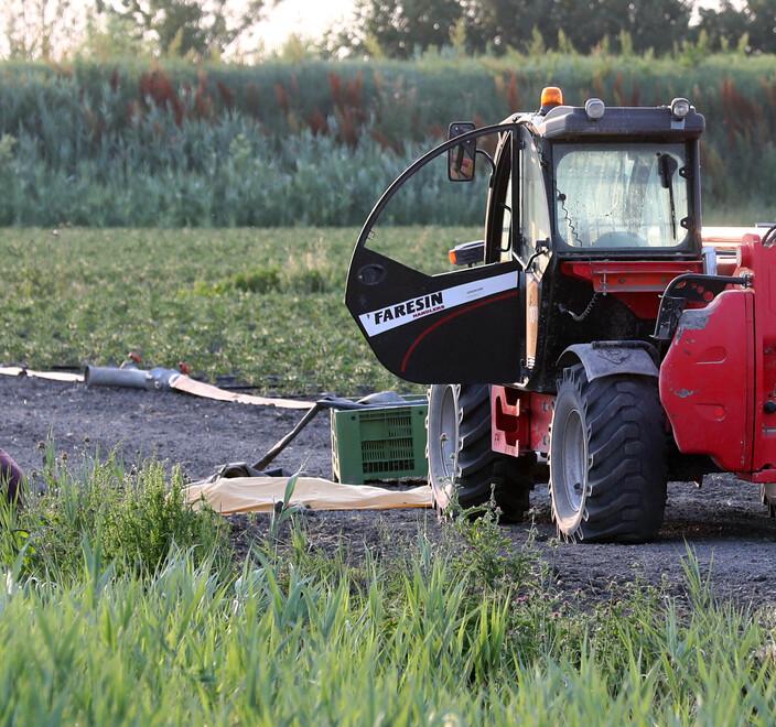 Argenta, morì schiacciato da un trattore: chieste due condanne