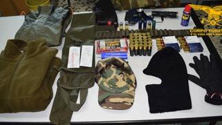 Caccia al cinghiale nell’oasi protetta: fermato un bracconiere, in fuga gli altri 3