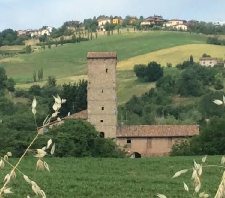 Maranello. Un nuovo albergo nella torre medievale Ecco il progetto 