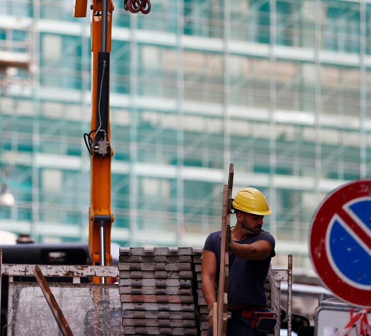 Morti sul lavoro, nel 2022 sono state 24 nel nord dell'isola. Ora l’edilizia punta sulla prevenzione 