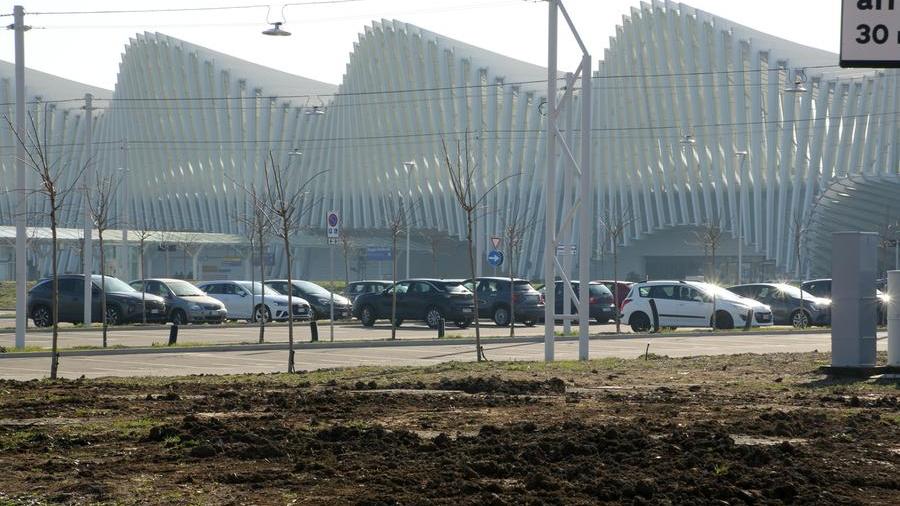 Nuove telecamere e più controlli alla stazione Mediopadana