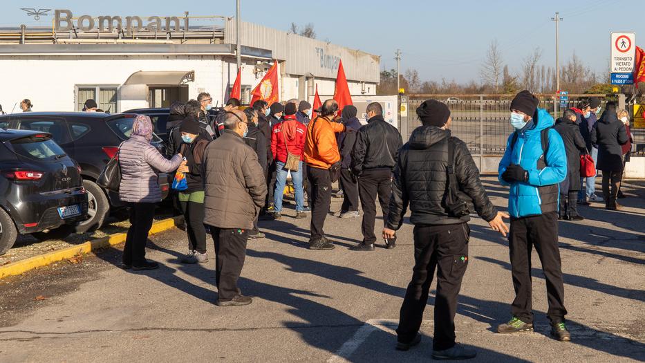 Ostellato, la Fiom incalza Fox Bompani: «Patto di rilancio all’incontro in Regione»