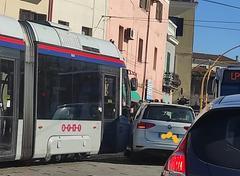 
	L'incidente in piazza Santa Maria (foto ivan nuvoli)


