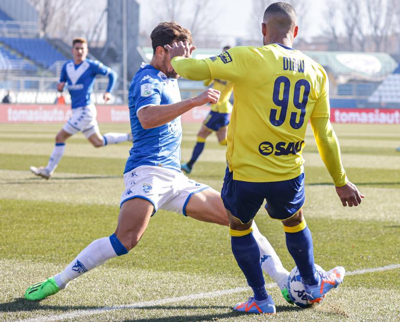 Modena. Diaw, non ci voleva: fuori un mese Ora il Modena punta sullo Squalo 