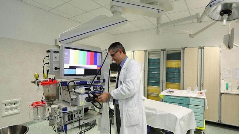 Colonscopie e visite al cuore: c’è da aspettare almeno 2 mesi