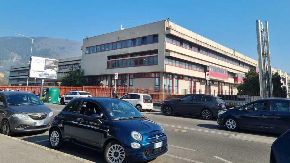 Guasto “risolto” all’istituto Buzzi: studenti quasi 20 giorni al freddo