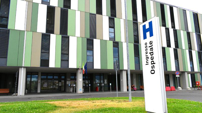 Pistoia, ragazza in coma dopo l’incendio: staccate le macchine