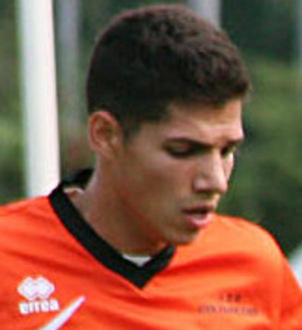 Doppietta di Mari e Colombaro cade