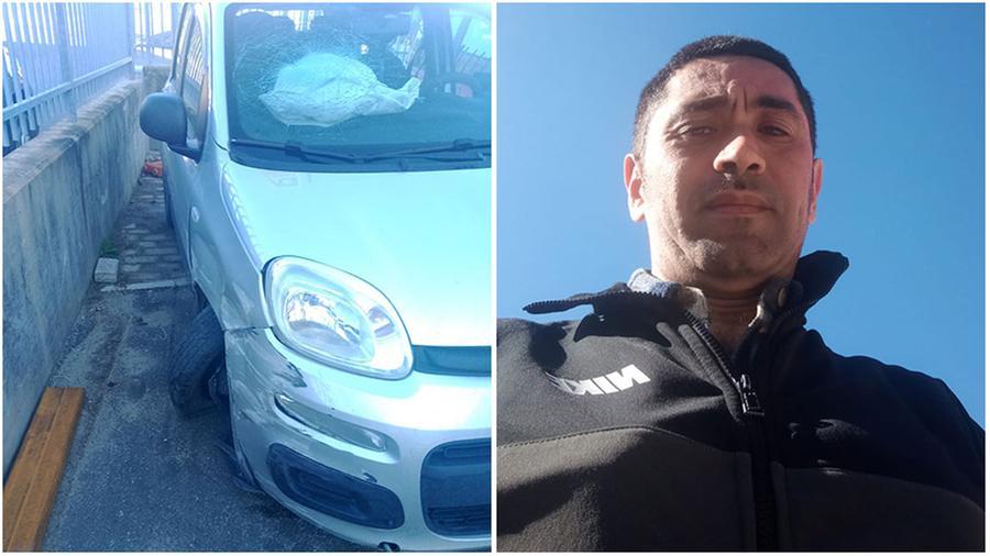 
	L&rsquo;auto di Emiliano Serini (a lato) dopo l&rsquo;incidente

