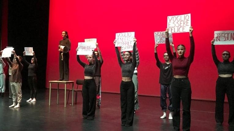 Nasce il Manifesto dell’adolescenza: «È una risposta alle nuove fragilità»