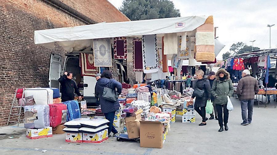 Al mercato di Grosseto c’è sempre meno gente: «Adesso siamo ai minimi storici»