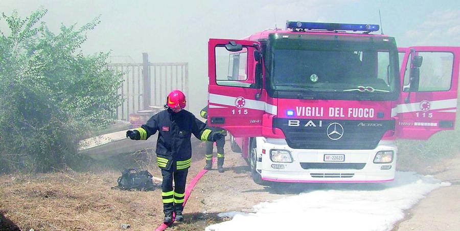 L’allarme dei sindacati: «Il rigassificatore arriva, ma sul porto mancano pompieri e mezzi adeguati»
